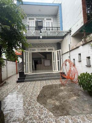 Rent · 3 bd · 150 м² · Thành phố Thủ Đức, ул. Đường Lê Văn Việt