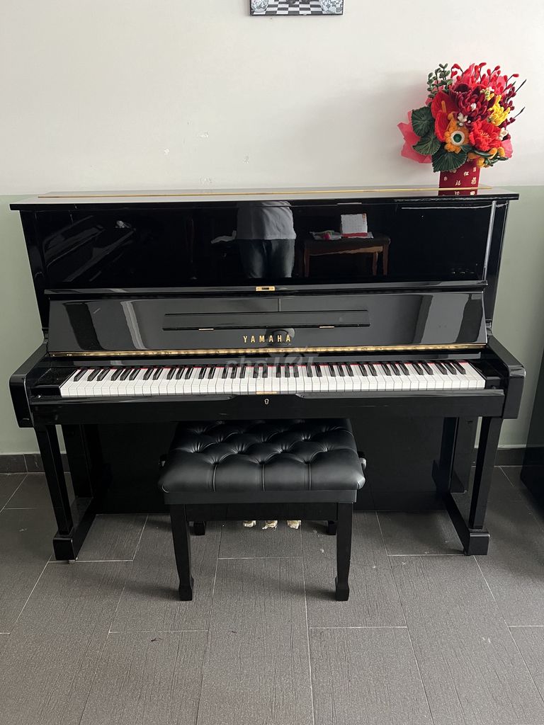 Yamaha U1H series 3232045 đời cuối sản xuất 1980.