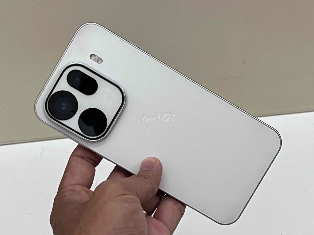 Oppo Find X9 Pro 256GB Trắng 99%. Mua bán Điện thoại tại Quận 6 Tp Hồ Chí Minh được đăng bởi Đinh Trọng Hòa hình 1