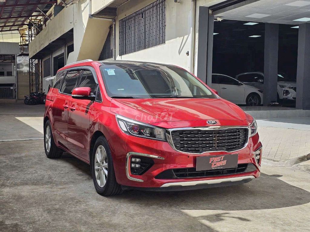 Kia Sedona 2020 Full dầu 2.2D,màu đỏ,đi 48.000km