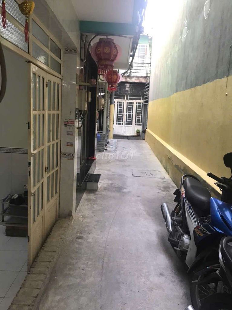 bán nhà hẻm 160 đường Nguyễn Văn Quỳ phường Phú Thuận quận 7