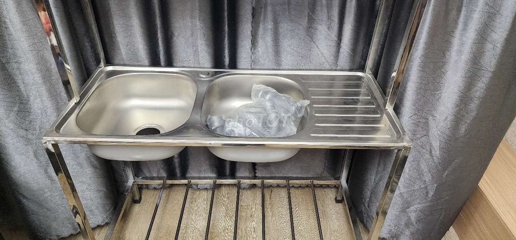 BỒN RỬA CHÉN INOX KÈM VÒI BỘ XẢ. Mua bán Nội thất, đồ gia dụng khác tại Quận Bình Tân Tp Hồ Chí Minh được đăng bởi Hera hình 1