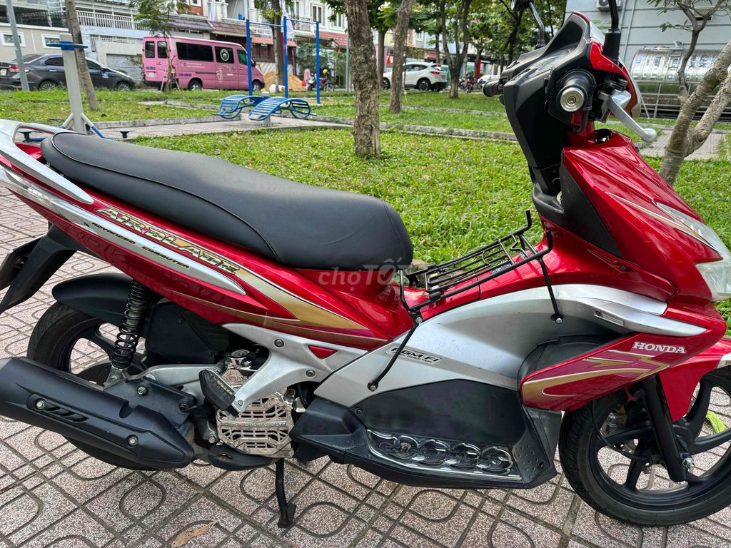 Honda Air Blade 2010 Bs Thành Phố Zin Đẹp. Mua bán Xe máy tại Quận Gò Vấp Tp Hồ Chí Minh được đăng bởi Cầm Đồ Cường Phát hình 5