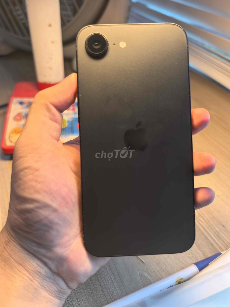 iPhone 16e Đen. Mua bán Điện thoại tại Quận Hà Đông Hà Nội được đăng bởi Hậu hình 1