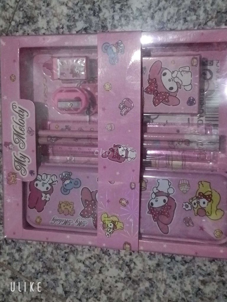 Bộ dụng cụ học tập 7 món cho bé gái. Mua bán Mẹ và bé tại Thị xã Vĩnh Châu Sóc Trăng được đăng bởi Bé Phạm Thị hình 1