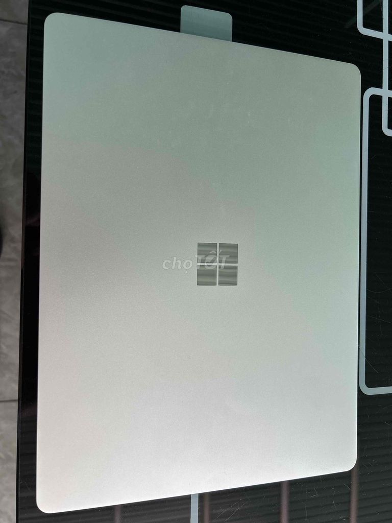Microsoft Surface Go 4GB/64GB Bạc. Mua bán Laptop tại Huyện Củ Chi Tp Hồ Chí Minh được đăng bởi Nguyễn Trang hình 1
