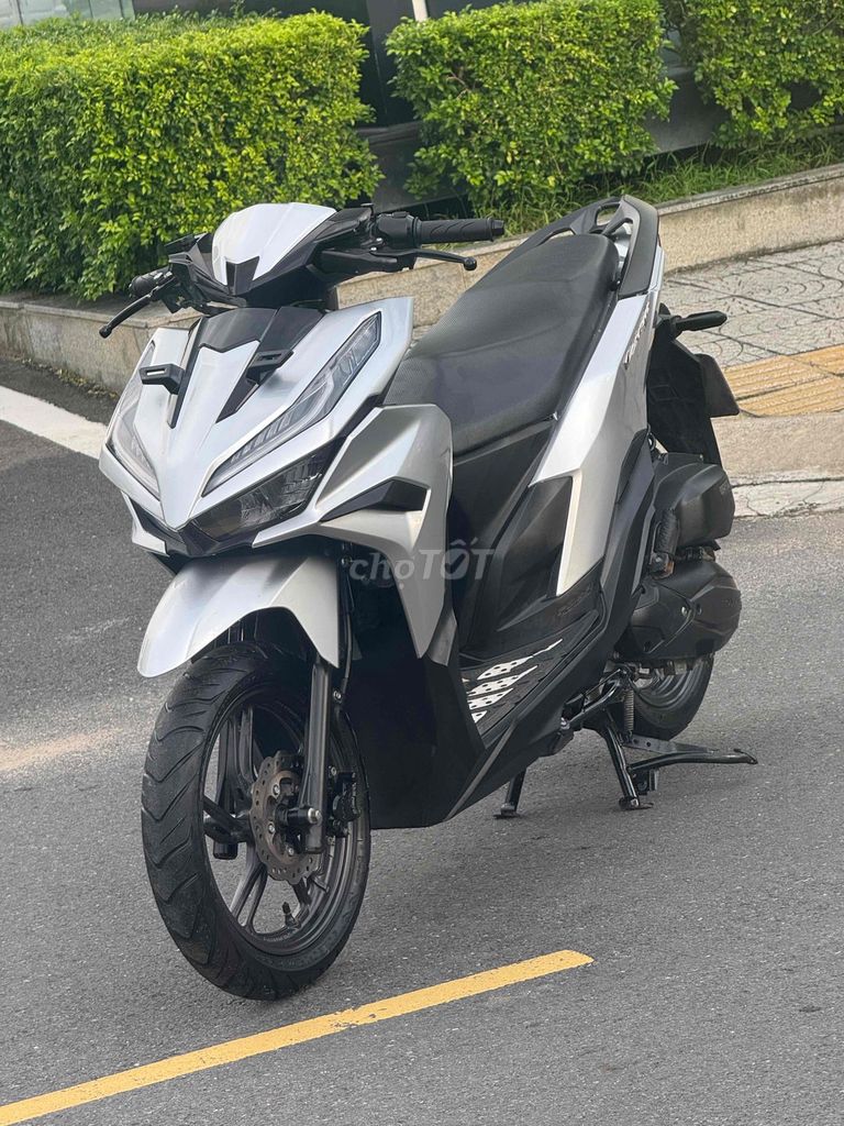Honda Vario 125cc 2024 серебристый