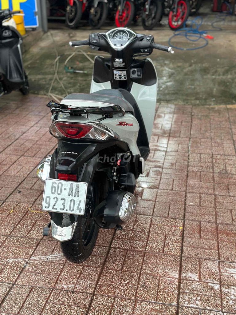 sh mode xám xi măng 2025. Mua bán Xe máy tại Thành phố Long Khánh Đồng Nai được đăng bởi cửa hàng xe máy DUY HIỆP hình 4