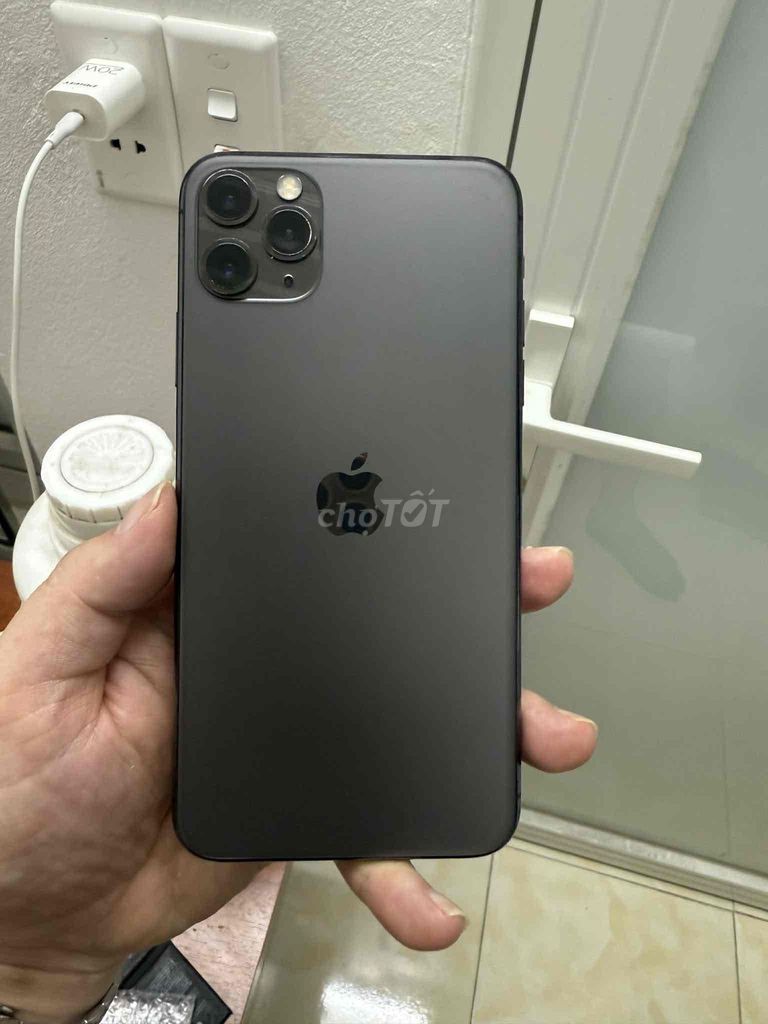 Apple iPhone 11 Pro Max Việt Nam. Mua bán Điện thoại tại Huyện Hải Hậu Nam Định được đăng bởi Anh Nguyễn hình 1