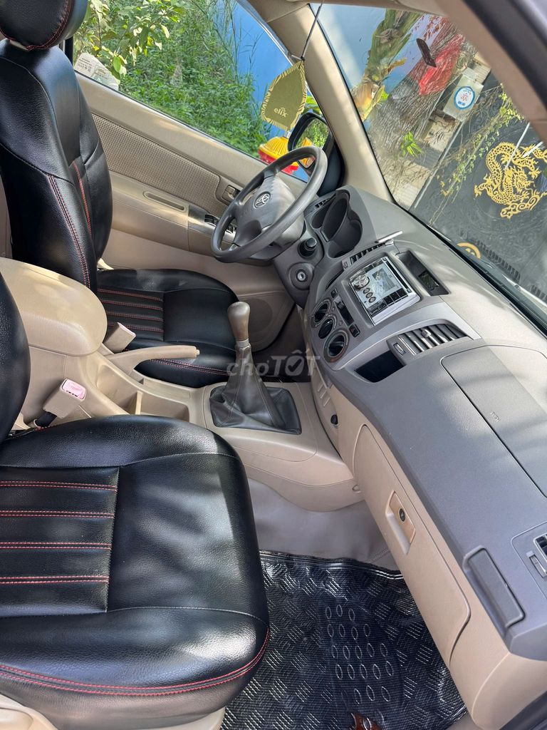 Toyota Hilux 2012 photo 4