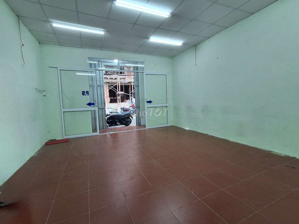 ДОМ В АРЕНДУ 5x12— РЯДОМ С РЫНКОМ ДАЙ ХАЙ - 4 МИЛЛИОНА В МЕСЯЦ