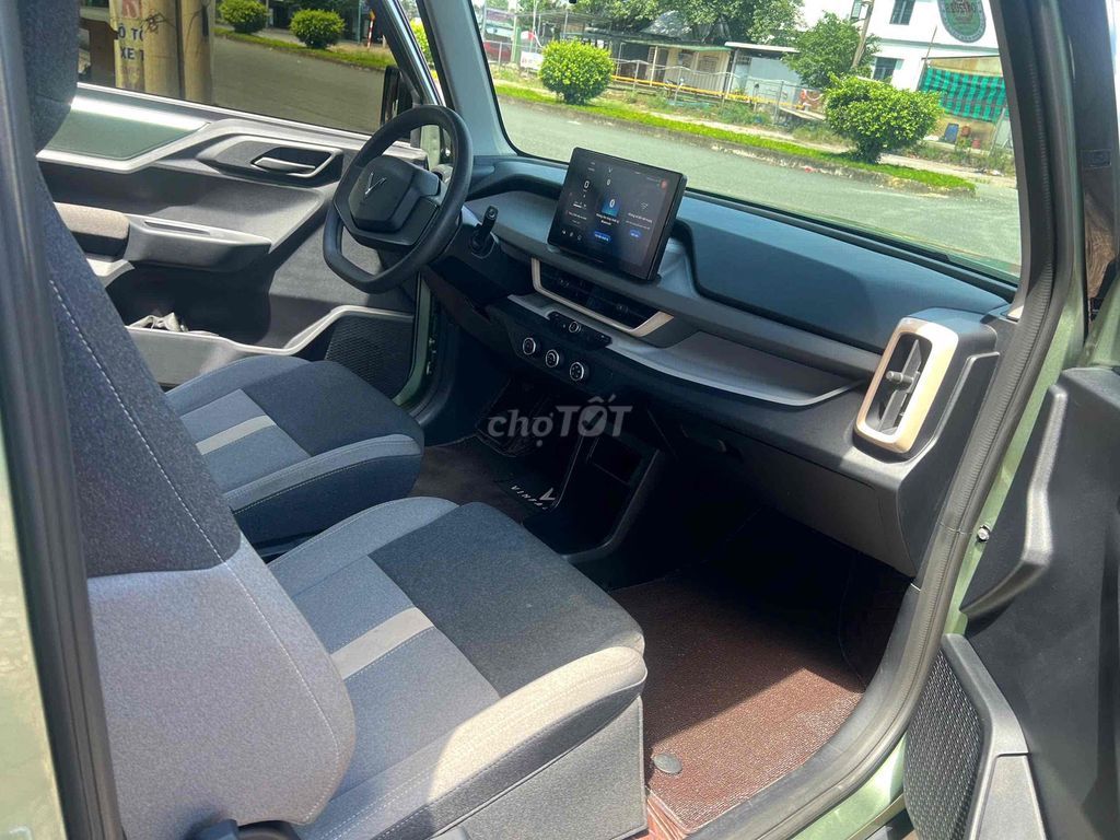 VinFast VF3 2024 - 90000 km. Mua bán Ô tô tại Quận Bình Tân Tp Hồ Chí Minh được đăng bởi Chị Ngân hình 4