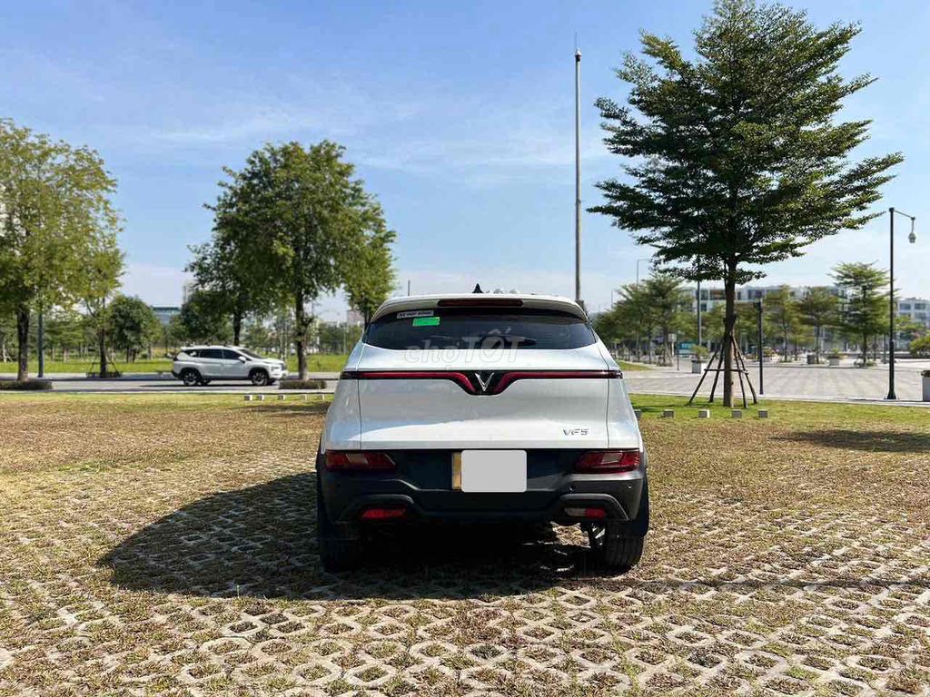 Vinfast VF5 Plus 2025 Trắng 4 vạn km. Mua bán Ô tô tại Quận Hoàng Mai Hà Nội được đăng bởi Dương Xuân Trường hình 3