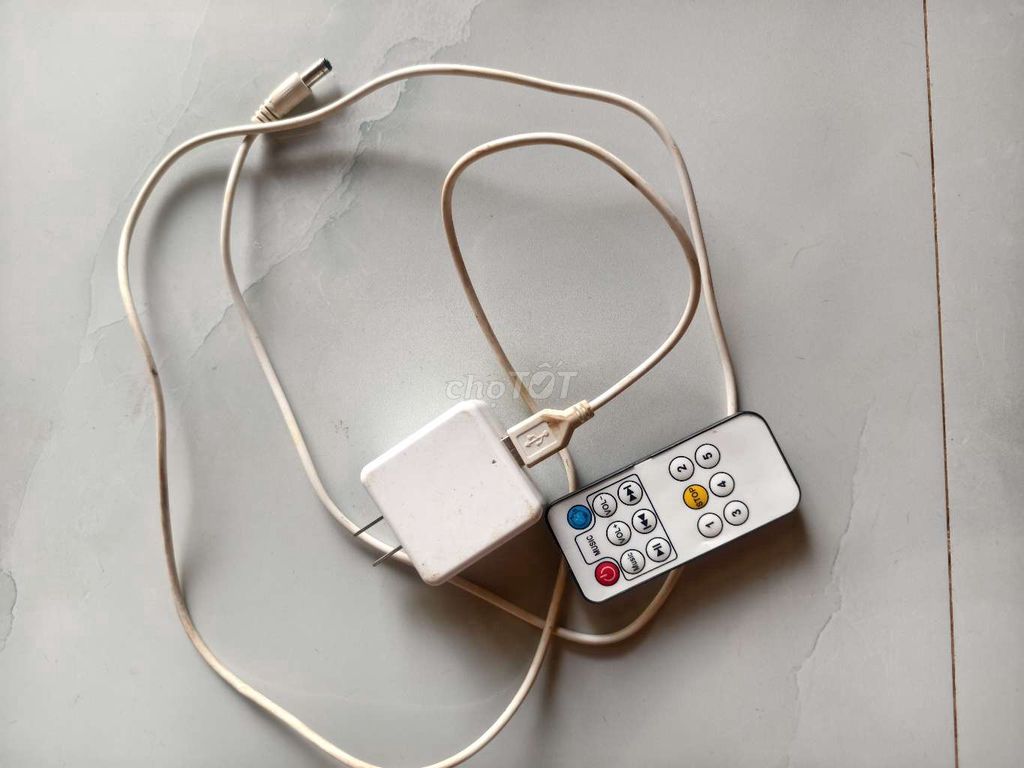 Nôi em bé Xám Vải, kim loại. Mua bán Mẹ và bé tại Thành phố Buôn Ma Thuột Đắk Lắk được đăng bởi Trần Ngọc Dũng hình 1