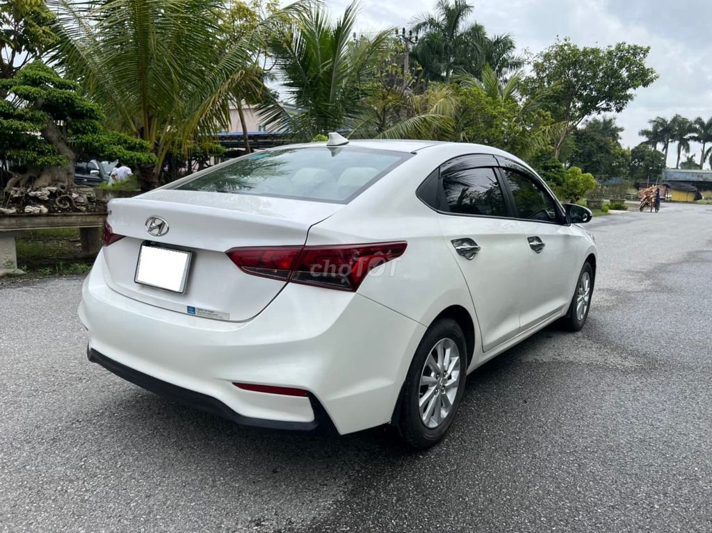 Hyundai Accent 2019 số sàn màu trắng rin. Mua bán Ô tô tại Quận Gò Vấp Tp Hồ Chí Minh được đăng bởi Quang hình 3