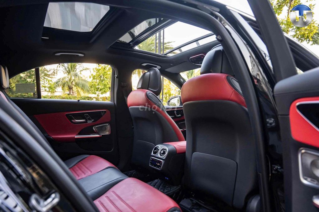 Mercedes-Benz C43 4matic AMG 2023 Đen. Mua bán Ô tô tại Quận Long Biên Hà Nội được đăng bởi H3T Auto Việt Nam hình 7