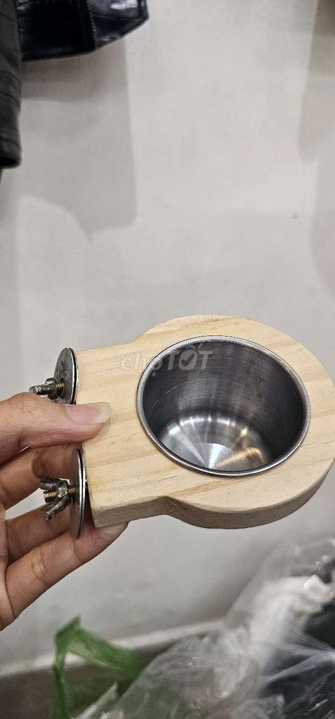 Bát ăn chim Gỗ Inox mới. Mua bán Phụ kiện, Thức ăn, Dịch vụ tại Quận Hà Đông Hà Nội được đăng bởi Tran Linh hình 1