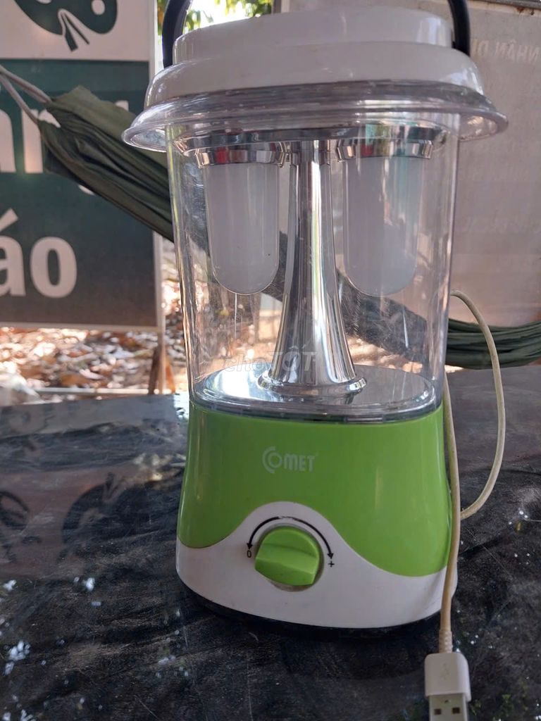 Đèn sạc LED Comet CRL1001. Mua bán Đèn tại Thị xã Phú Mỹ Bà Rịa - Vũng Tàu được đăng bởi hoàng phước hình 1