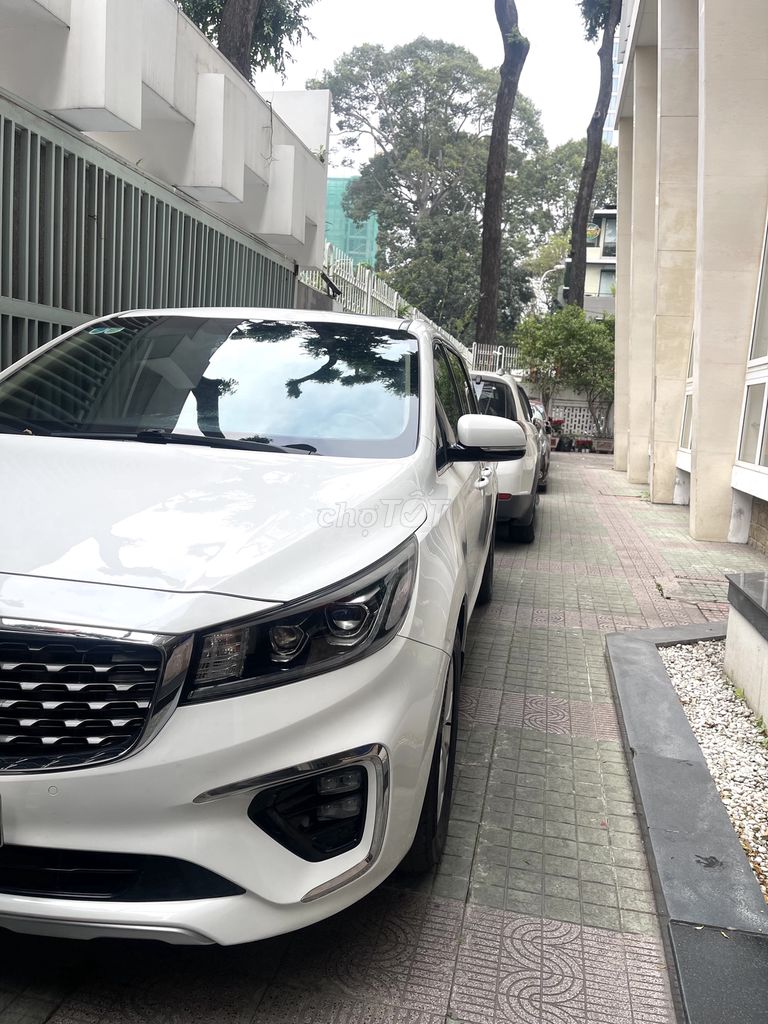 Kia Sedona 2.2 Dầu 2019 PLATINUM D - 80000 km