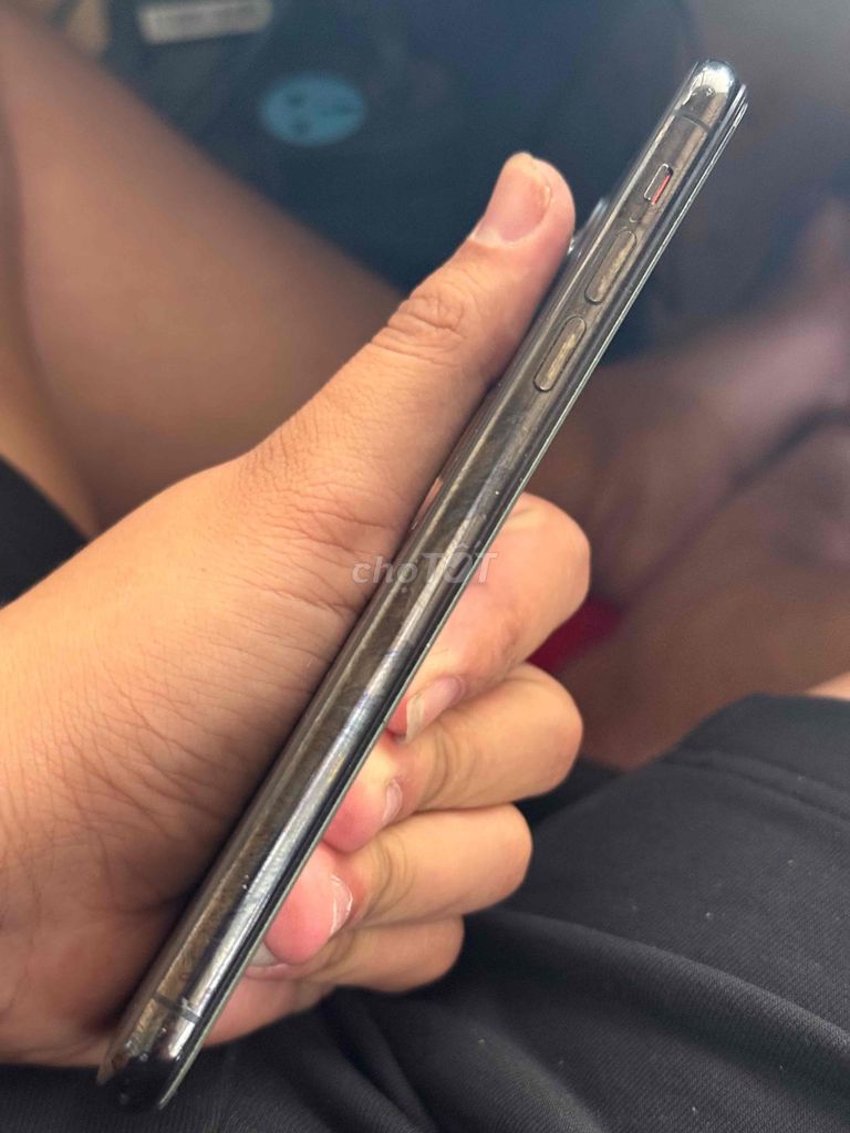 Apple iPhone 11 Pro Max 64GB Xám. Mua bán Điện thoại tại Thị xã Tân Uyên Bình Dương được đăng bởi Mạnh Quỳnh Mobile hình 1