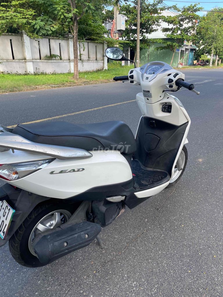 Chính chủ cần bán xe lead máy rin êm chạy ngon. Mua bán Xe máy tại Quận Liên Chiểu Đà Nẵng được đăng bởi Cửa hàng xe máy Nhớ Đình Nguyễn hình 5