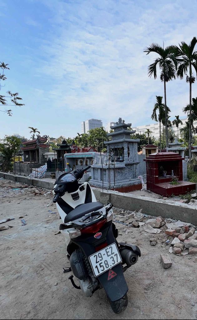 Honda SH125 2016 Trắng đen. Mua bán Xe máy tại Quận Đống Đa Hà Nội được đăng bởi Nguyen Đắc Quân hình 1