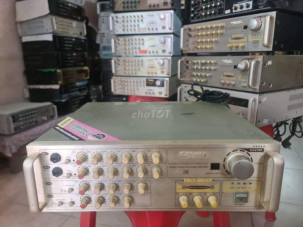 Ampli karaoke california pro 888 AR ( hãng/ vàng