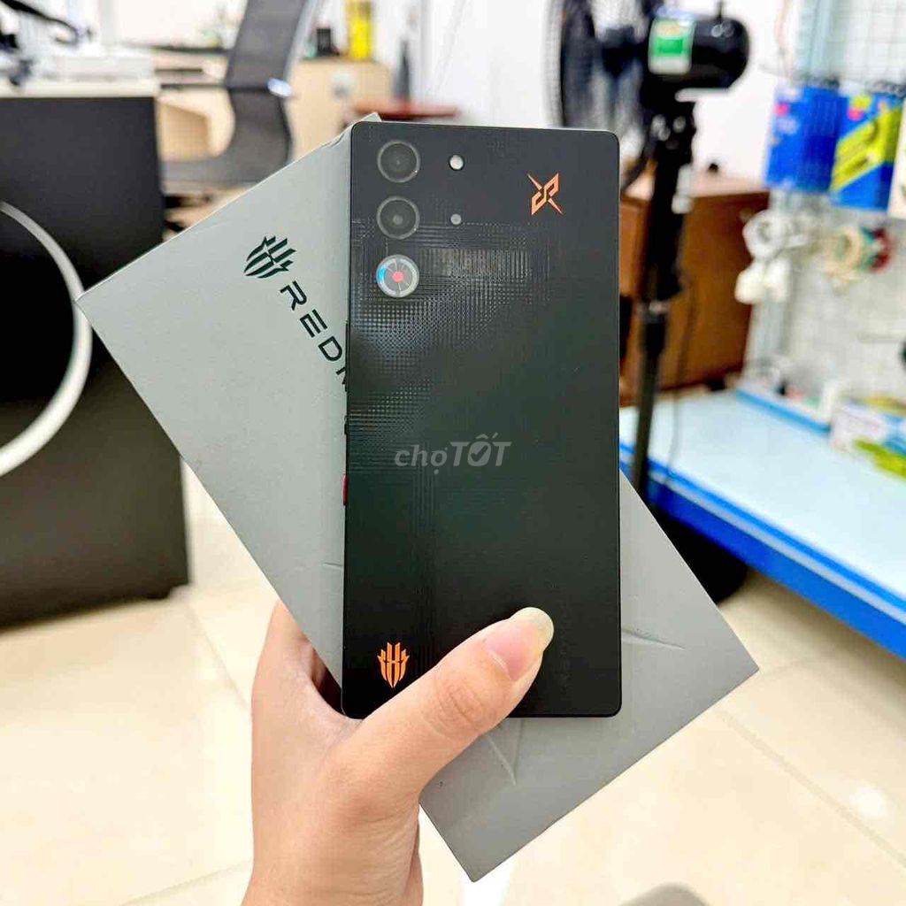 📱REDMAGIC 10s Pro Fullbox . Phiên bản 12/256Gb 🇻🇳. Mua bán Điện thoại tại Thành phố Tây Ninh Tây Ninh được đăng bởi Mỹ Vy Store Mobile Tây Ninh hình 1