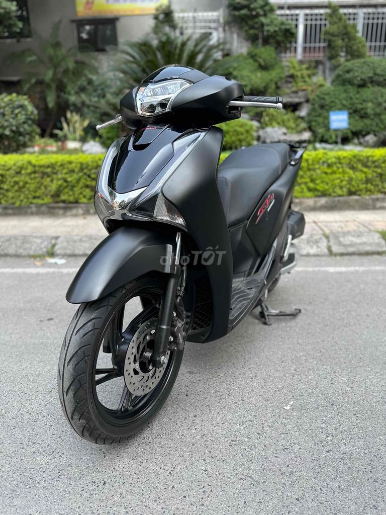 SH Việt 2019 / 125cc phanh CBS Đẹp & Mới. Mua bán Xe máy tại Quận Hoàng Mai Hà Nội được đăng bởi Xe Máy Quân Oanh  hình 3