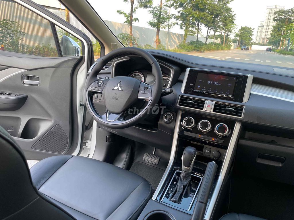 Xpander 2020 1.5AT - 6,3 vạn ( km zin ). Mua bán Ô tô tại Quận Cầu Giấy Hà Nội được đăng bởi Mr Hiếu  hình 17