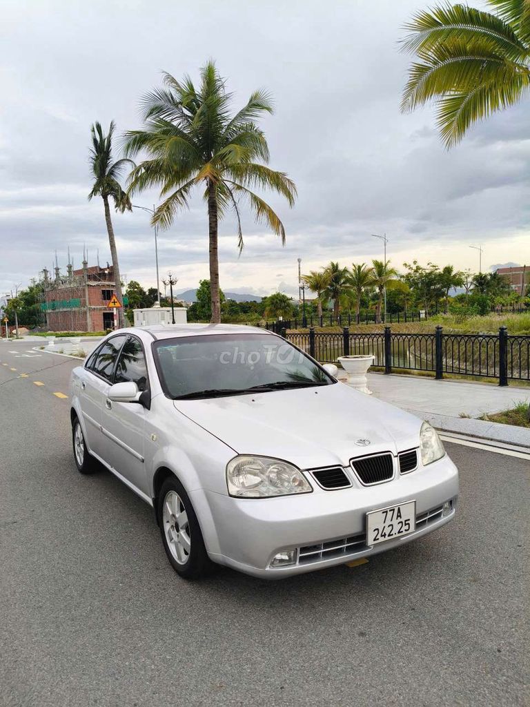 Bán Lacetti Max bản đủ máy 1.8 xe đẹp long lanh. Mua bán Ô tô tại Thị xã An Nhơn Bình Định được đăng bởi Đại Lộc  hình 3