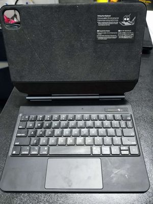 Bao da kèm bàn phím ESR Keyboard cho Ipad. Mua bán Phụ kiện (Màn hình, Chuột...) tại Thành phố Biên Hòa Đồng Nai được đăng bởi Thiện 