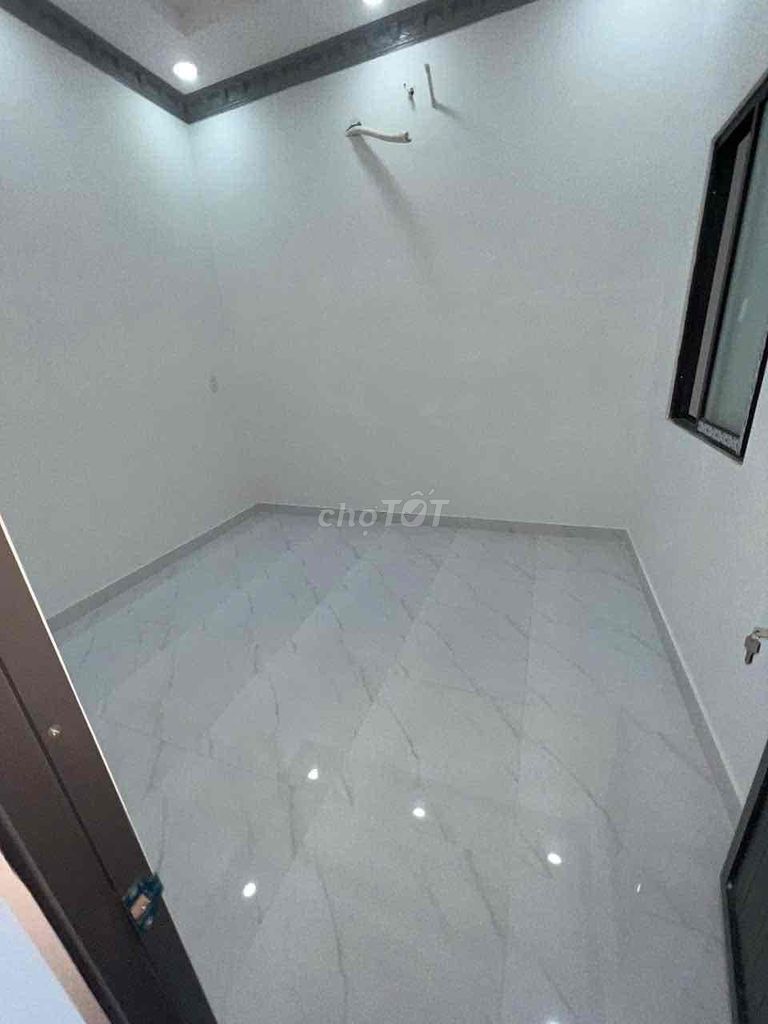 NHÀ 1 TRỆT 1 LẦU 3PN SHR
