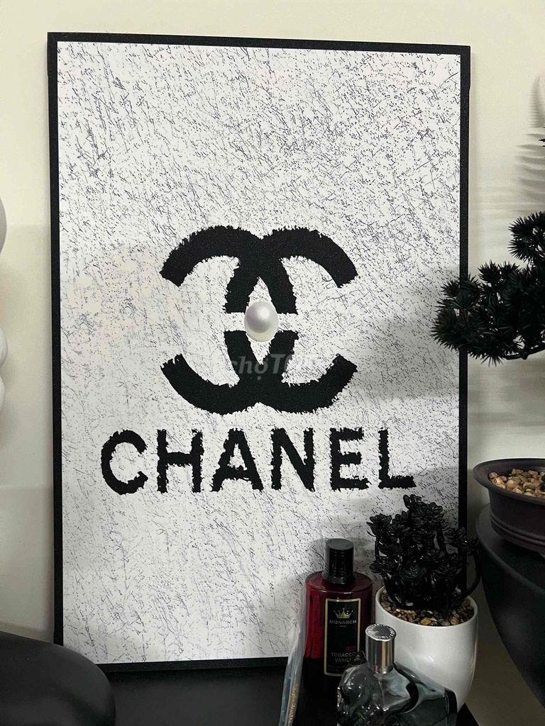 Tranh treo tường Chanel Hiện đại. Mua bán Đồ sưu tầm, đồ cổ tại Thành phố Thủ Đức Tp Hồ Chí Minh được đăng bởi Hai Chau hình 1
