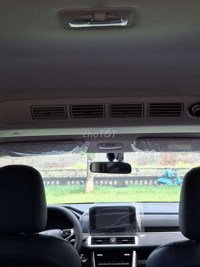 2025 - 700 km. Mua bán Ô tô tại Thành phố Huế Thừa Thiên Huế được đăng bởi La van tung hình 13