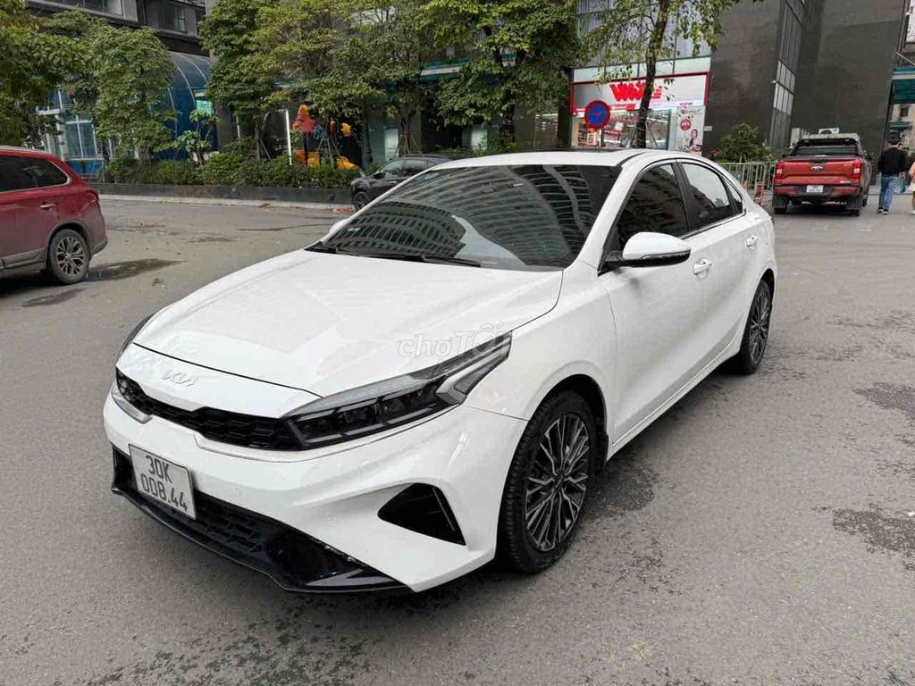 Kia K3 2022 Premium 2.0 AT - 32000 km. Mua bán Ô tô tại Quận Thanh Xuân Hà Nội được đăng bởi Nguyen van Nam hình 4