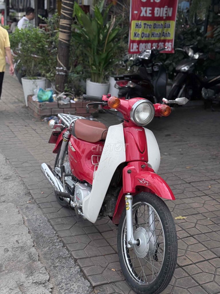Honda Cub Đỏ lướt 5000km. Mua bán Xe máy tại Quận Ninh Kiều Cần Thơ được đăng bởi Cửa hàng Hoà Hiệp II  hình 3