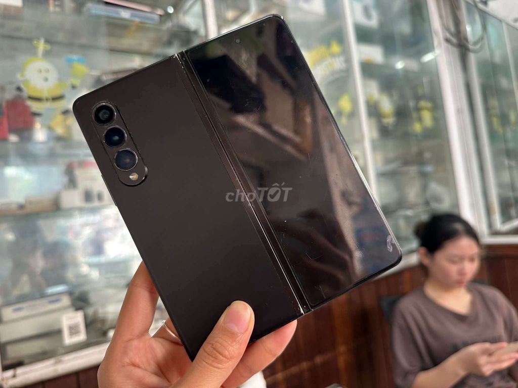 Samsung Galaxy Z Fold 3 bán hoặc gl. Mua bán Điện thoại tại Thành phố Buôn Ma Thuột Đắk Lắk được đăng bởi Duy hình 1