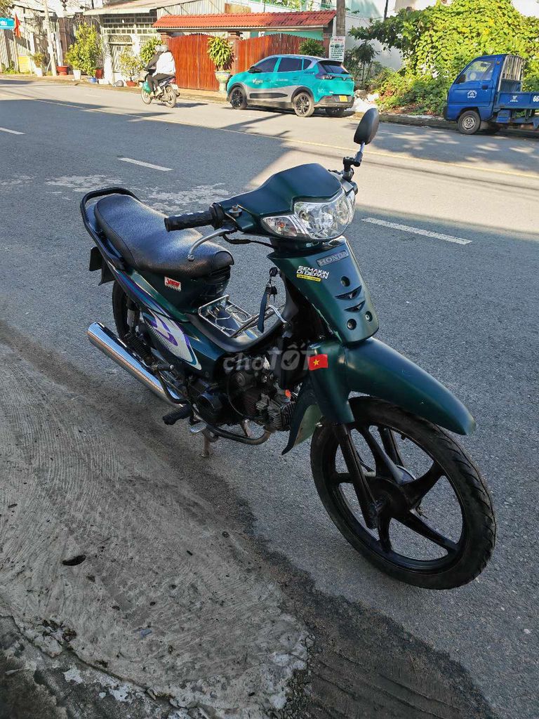 wawe xe sườn cứng máy êm như xe nhật. Mua bán Xe máy tại Quận Cái Răng Cần Thơ được đăng bởi Đạt Nguyễn Tuyền hình 4