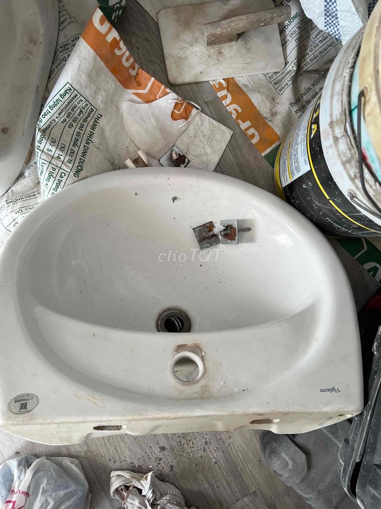 Bồn rửa mặt Viglacera BS502 Sứ Trắng. Mua bán Thiết bị vệ sinh, nhà tắm tại Thành phố Thủ Đức Tp Hồ Chí Minh được đăng bởi Hà Lê hình 1