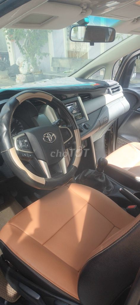 Toyota Innova 2017 2.0E - 91000 km