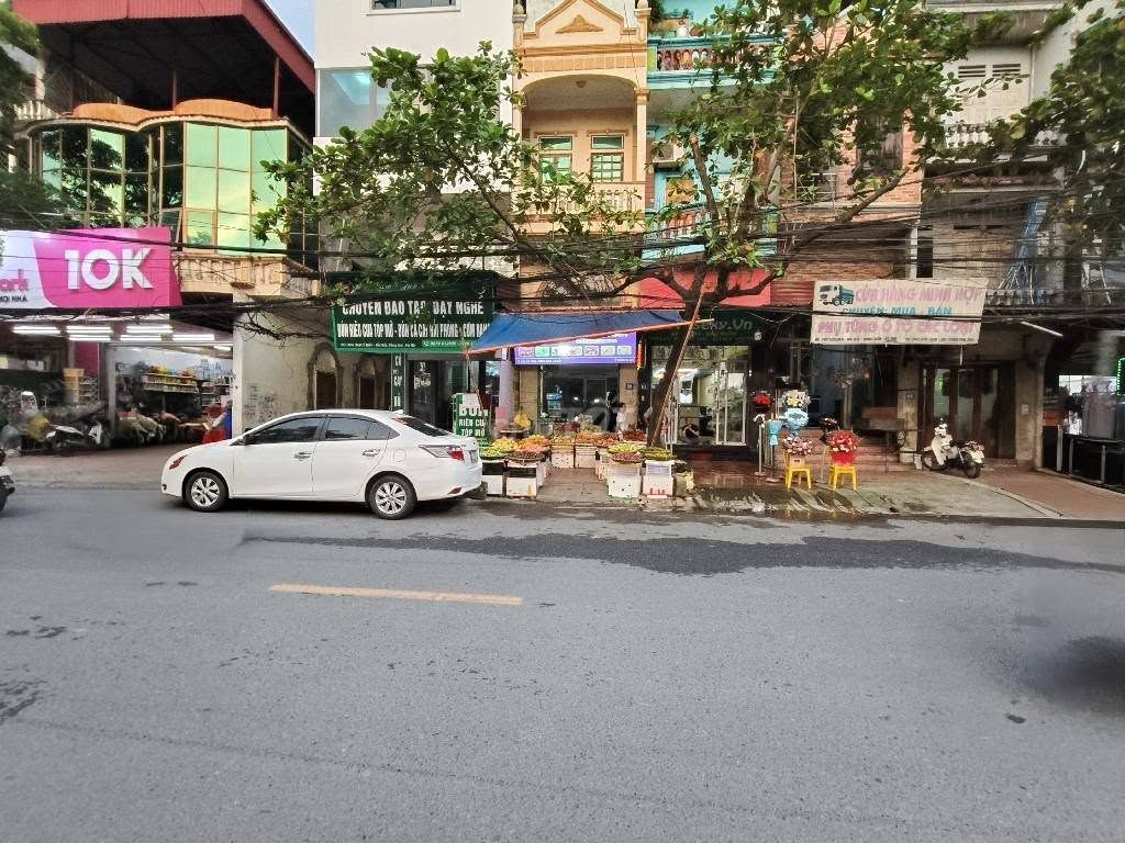 Bán nhà 3 tầng kinh doanh 52m2 gần Cầu Thăng Long, Đông Anh - 3.5 tỷ