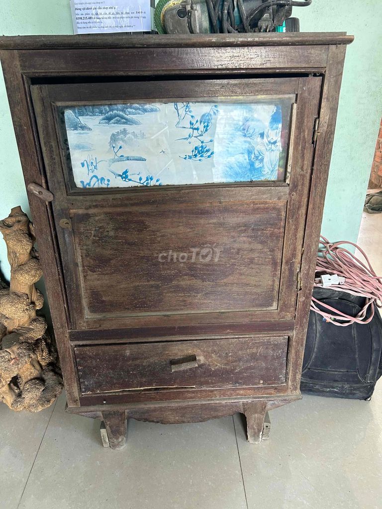 Tủ gỗ cổ điển. Mua bán Tủ, kệ gia đình tại Thị xã Hương Thủy Thừa Thiên Huế được đăng bởi Huy hình 1