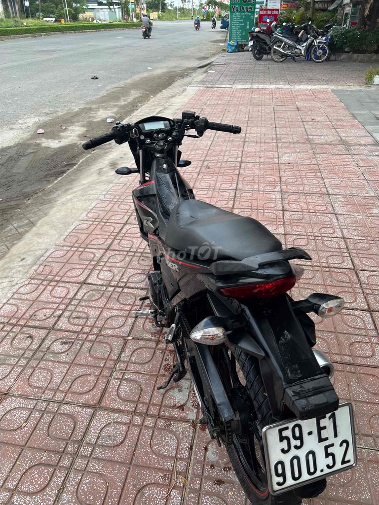 Suzuki Raider 2018 Đen Côn tay. Mua bán Xe máy tại Quận Cái Răng Cần Thơ được đăng bởi Cường Nguyễn  hình 4