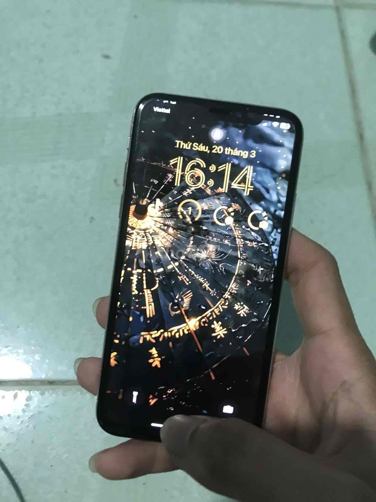 Apple iPhone X Trắng. Mua bán Điện thoại tại Thành phố Thủ Dầu Một Bình Dương được đăng bởi Dat Huynh hình 1
