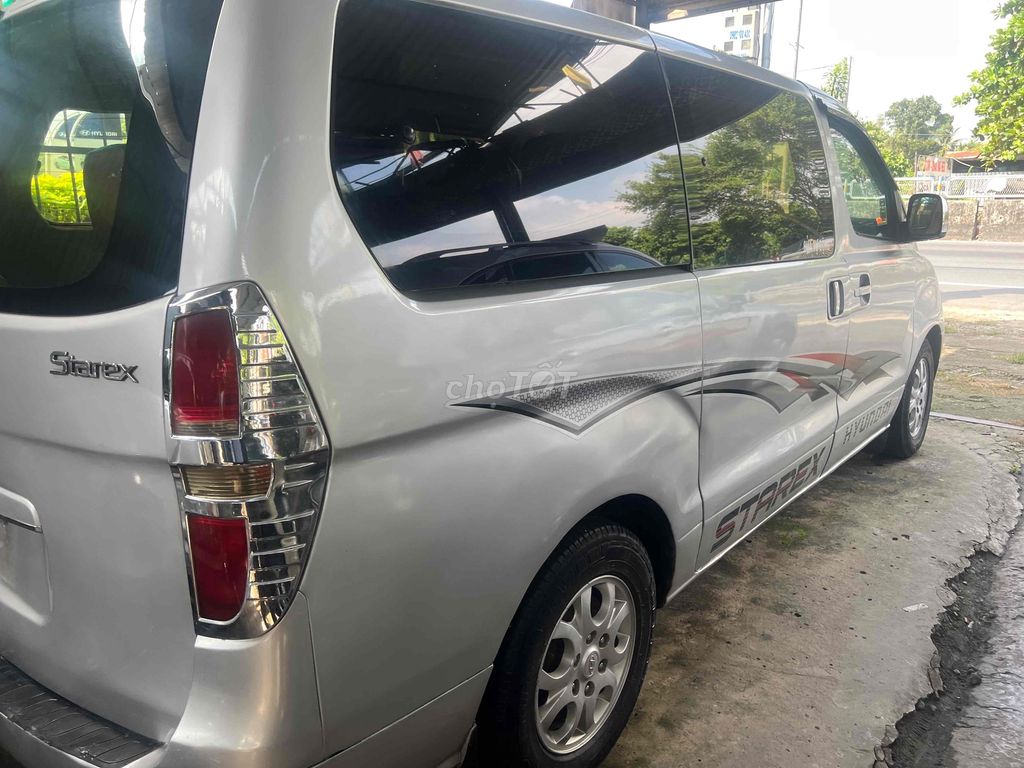 310 triệu 9 chổ máy dầu đời 2010 xe không niên hạn. Mua bán Ô tô tại Huyện Châu Thành Tiền Giang được đăng bởi Ôtô Song Nghi Tiền Giang hình 9