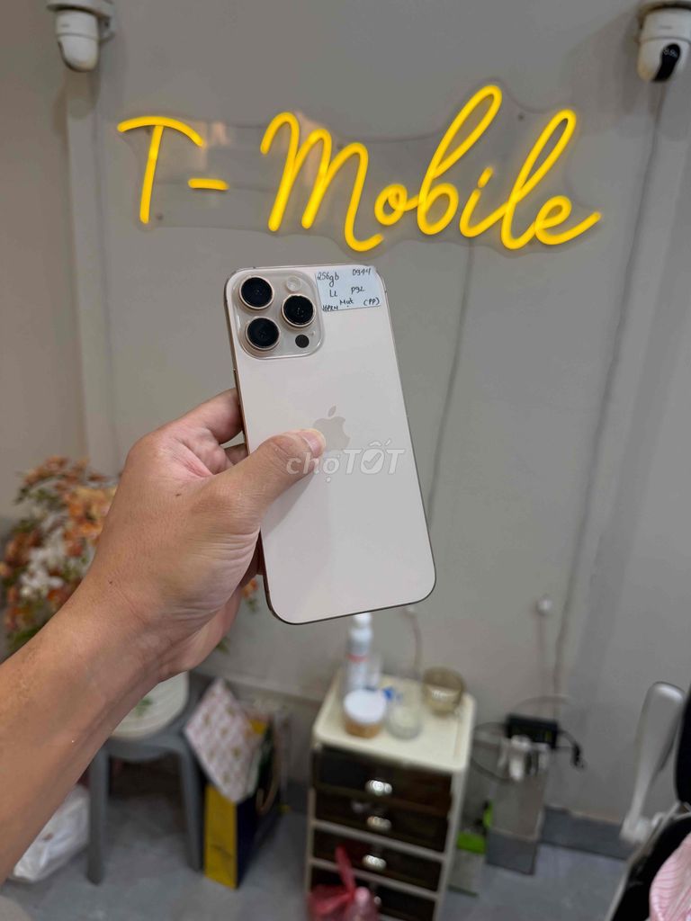 16 Promax 256Gb Quốc Tế zin all pin 92% mực. Mua bán Điện thoại tại Quận Thanh Xuân Hà Nội được đăng bởi Ngô Tráng T Mobile hình 1