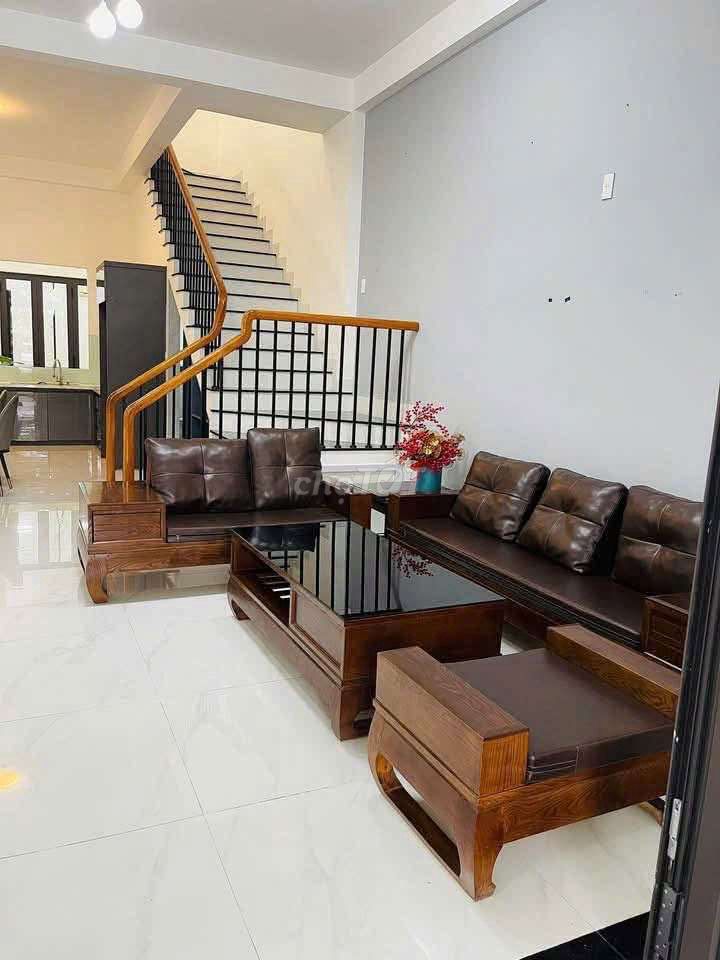 Аренда · 3 комн. · 100 м² · Quận Cẩm Lệ, ул. nguyễn hàm ninh
