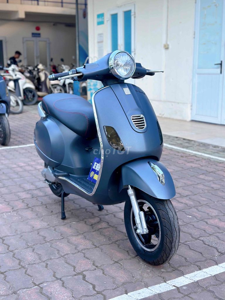 Xe máy điện Dibao Pansy Xám sần