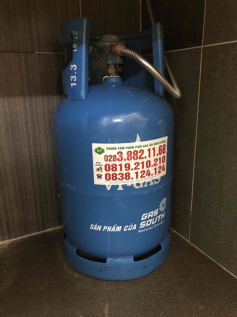 Bếp gas Rinnai RV 970 có bình và van AT